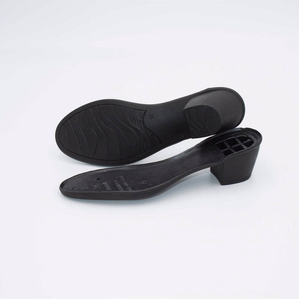 SOLE MUNA (BLACK)