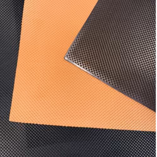PLANCHA GUMLITE PIRAMIDAL (82x105 cm)