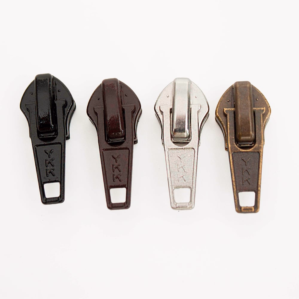 SLIDER AUTOMATIC LOCK M-8 FOR COIL ZIPPER