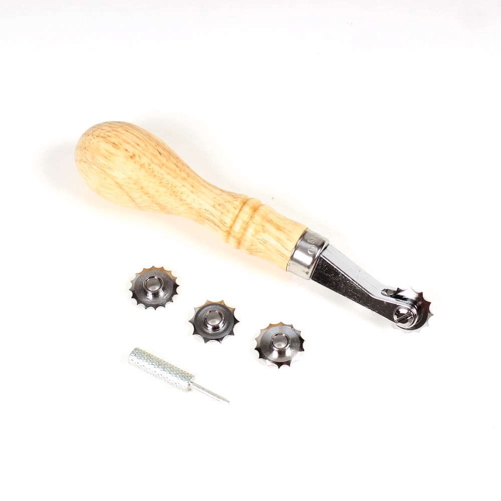 SET MARCAPUNTADA CON  RULETAS RF.8091-00A